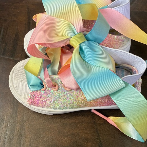 JoJo Siwa Pastel Glitter Sneakers with Rainbow Bow - Picture 1 of 2